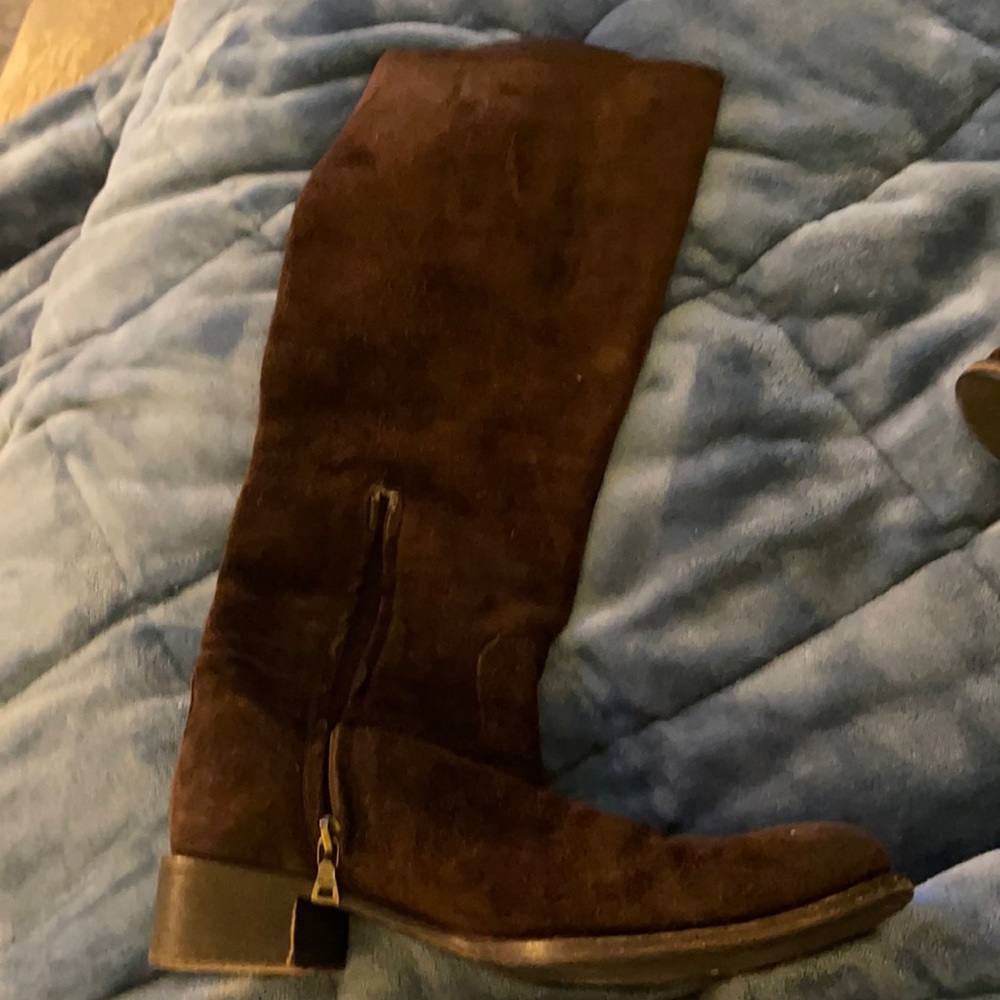 38.5 suede Prada boots